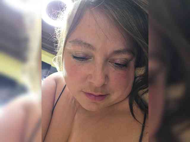 FLUFFY_BEAUTY webcam