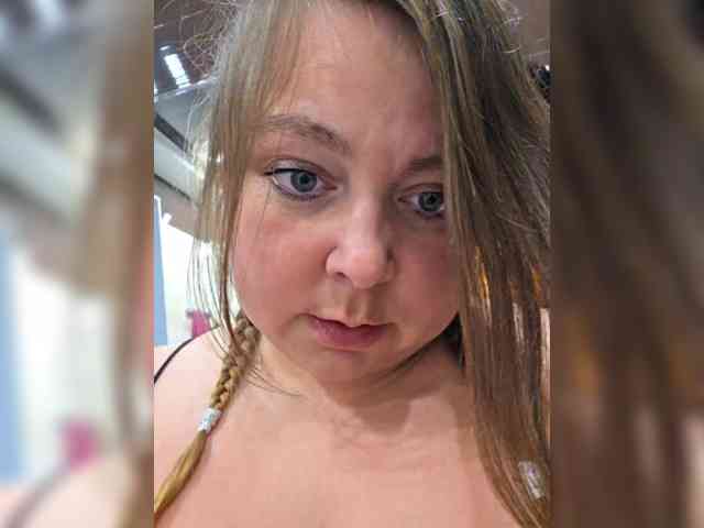 FLUFFY_BEAUTY webcam