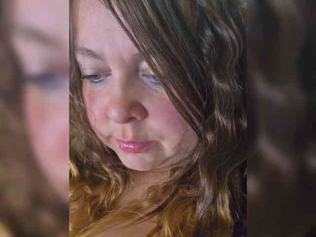 FLUFFY_BEAUTY webcam