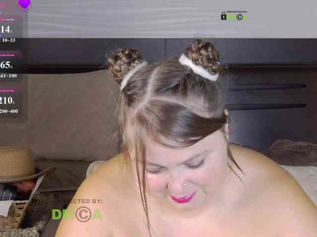 FLUFFY_BEAUTY webcam