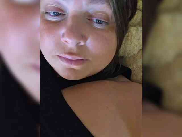 FLUFFY_BEAUTY webcam