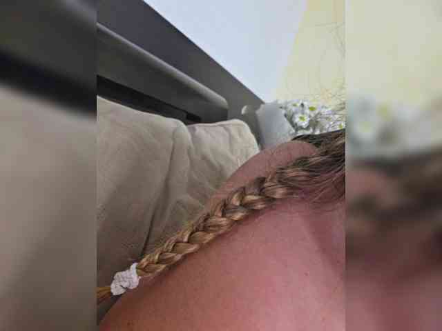 FLUFFY_BEAUTY webcam