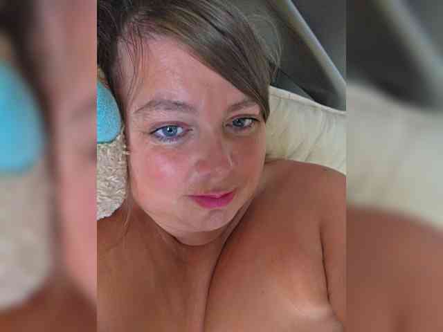 HairyCrotch Live Webcam on BongaCams