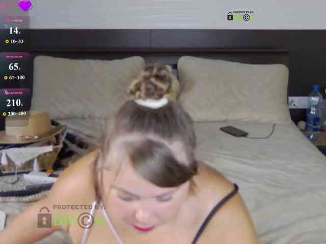 FLUFFY_BEAUTY webcam