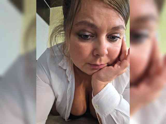 FLUFFY_BEAUTY webcam