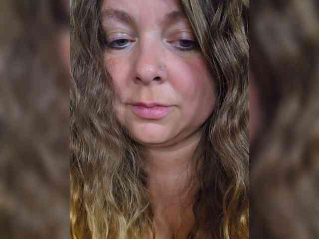 FLUFFY_BEAUTY webcam