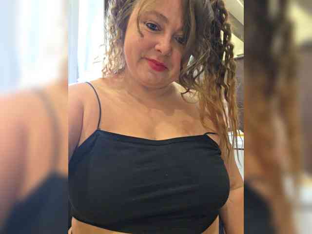 HairyCrotch Live Webcam on BongaCams