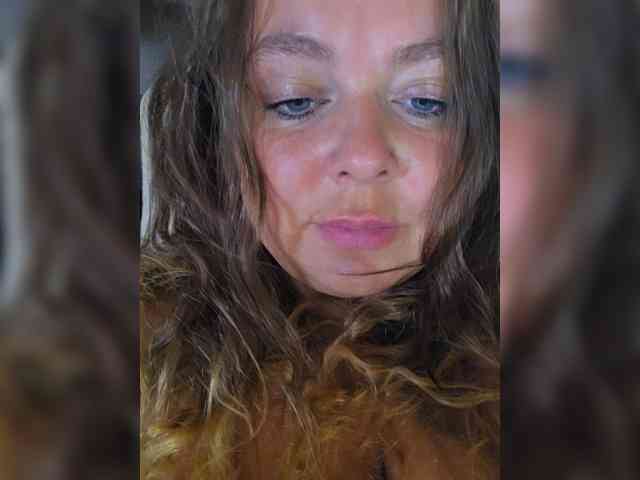 FLUFFY_BEAUTY webcam