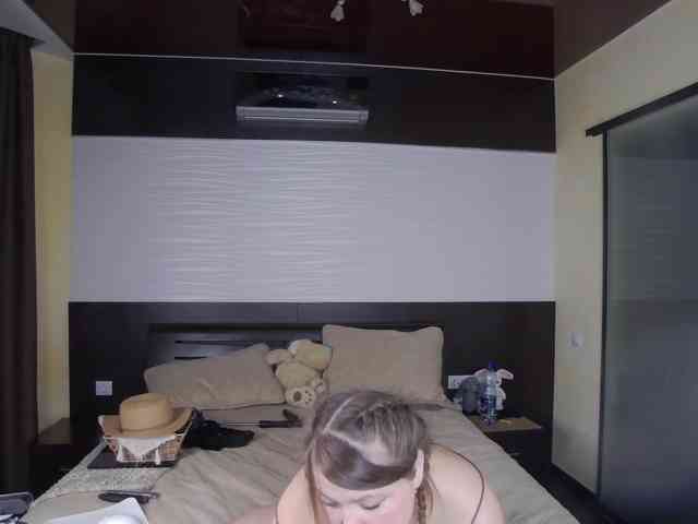 FLUFFY_BEAUTY webcam