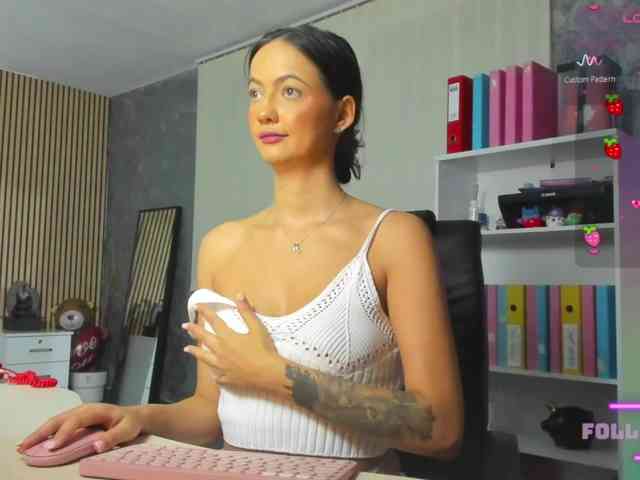 EvaNoelleX webcam