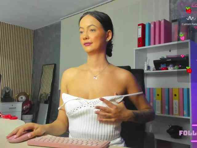 EvaNoelleX webcam