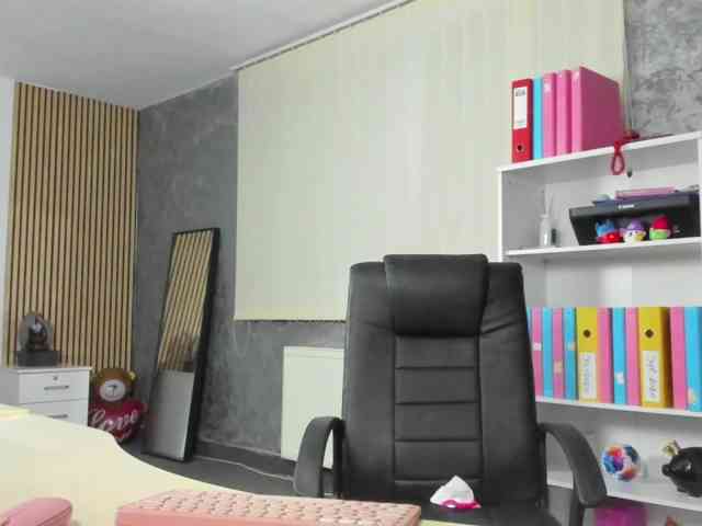 EvaNoelleX webcam