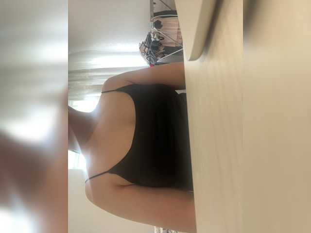 Valeria777161