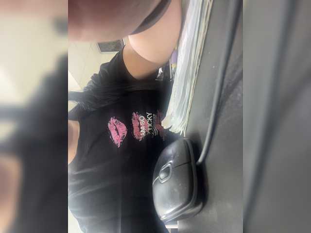 Valeria777161