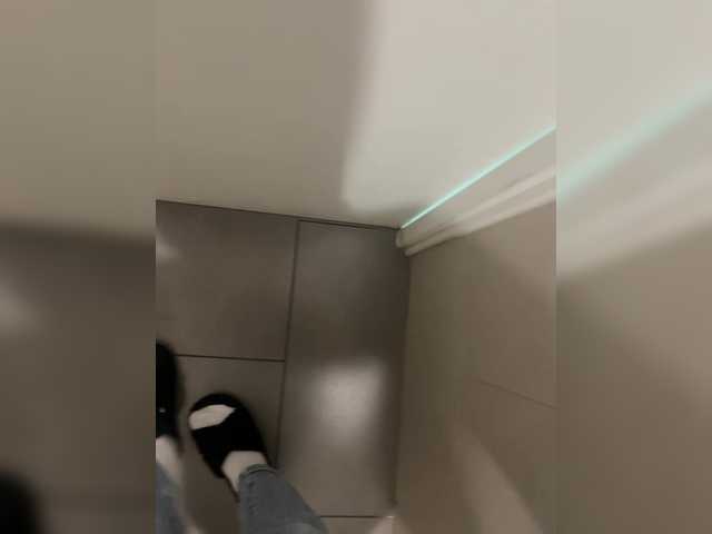 Valeria777161 live cam on BongaCams