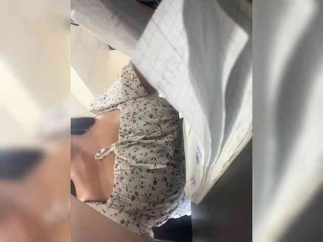 Valeria777161 webcam