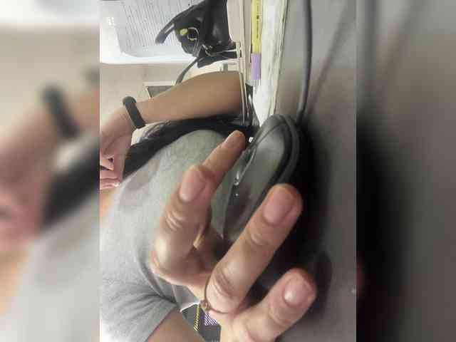 Valeria777161 webcam