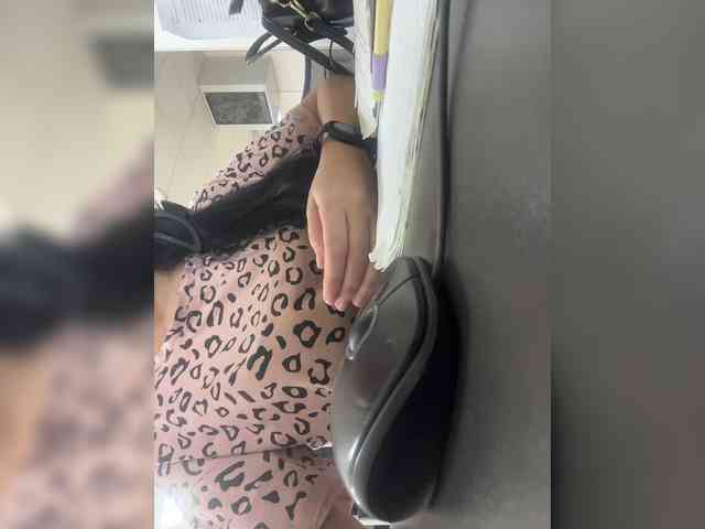 Valeria777161 webcam