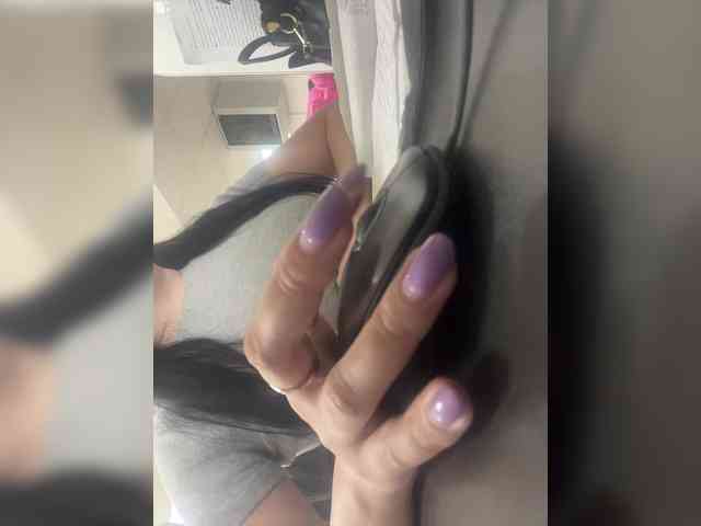 Valeria777161 webcam