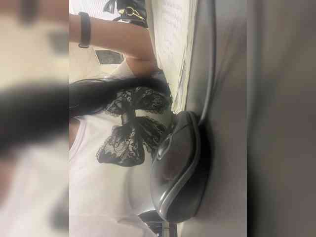 Valeria777161 webcam