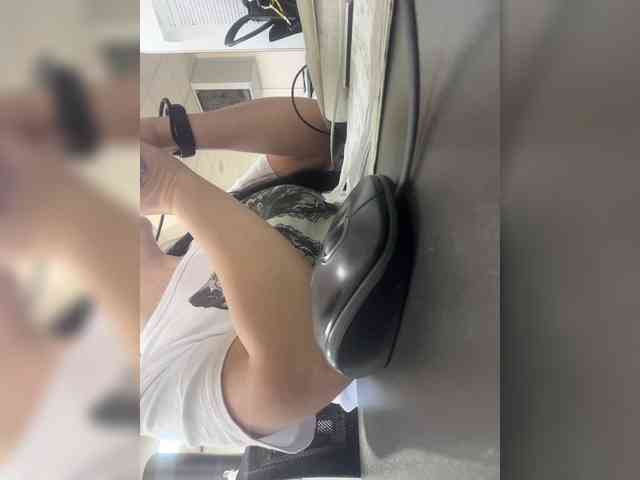 Valeria777161 webcam