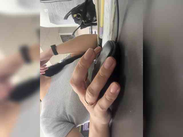 Valeria777161 webcam