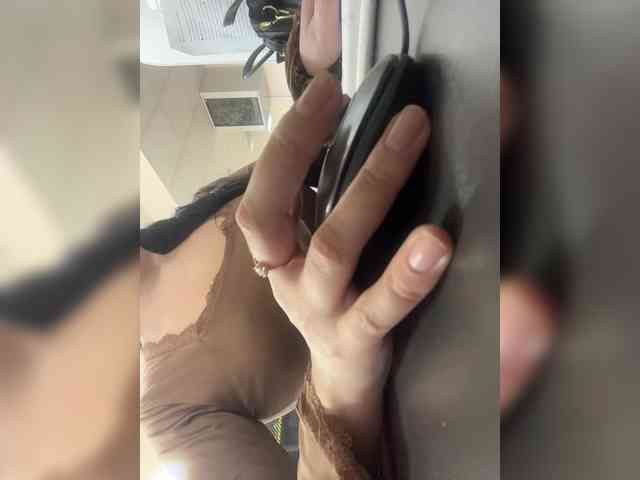 Valeria777161 webcam