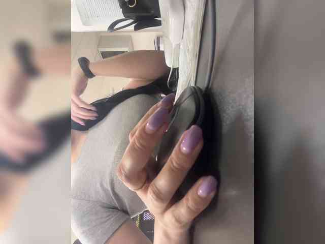 Valeria777161 webcam