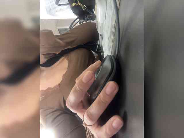 Valeria777161 webcam