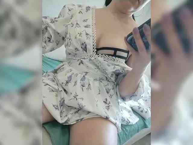 Valeria777161 webcam