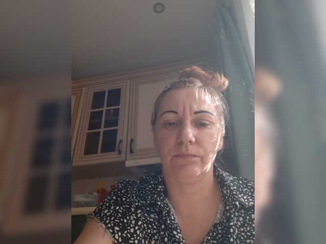 Zlykaa, en directo ahora en BongaCams