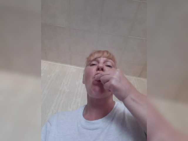 Zlykaa live on BongaCams