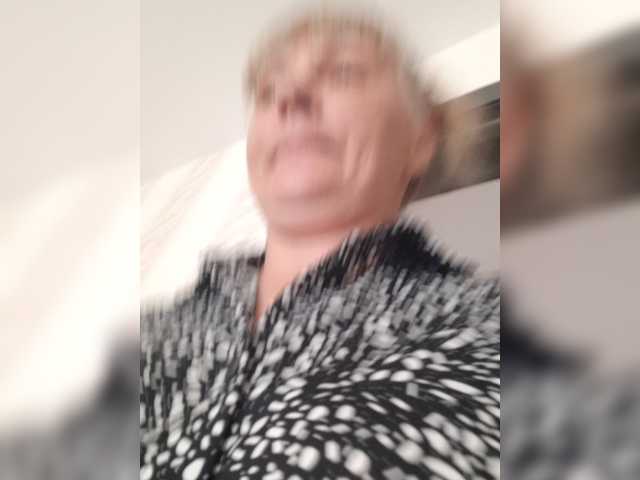Zlykaa live cam preview