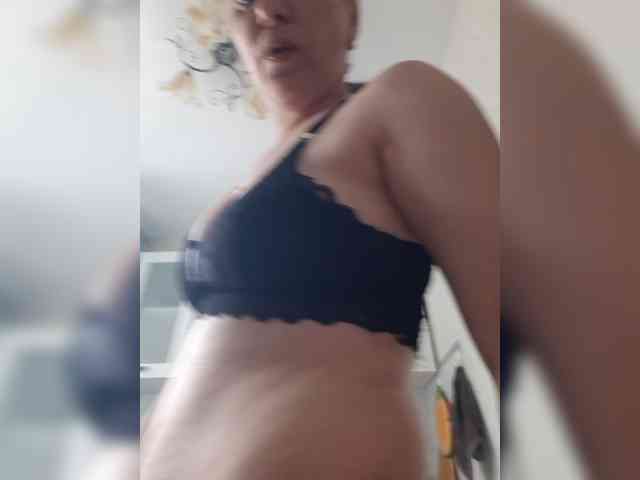 Zlykaa webcam