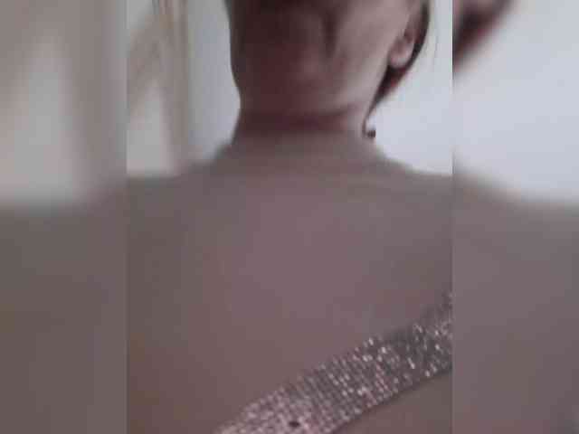Zlykaa webcam