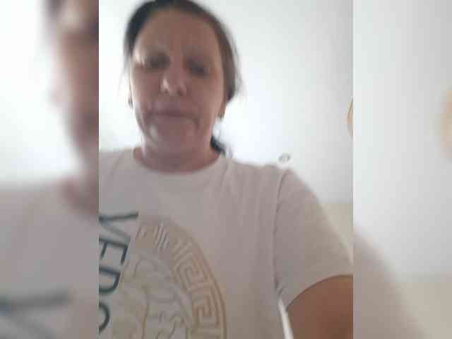 Zlykaa webcam