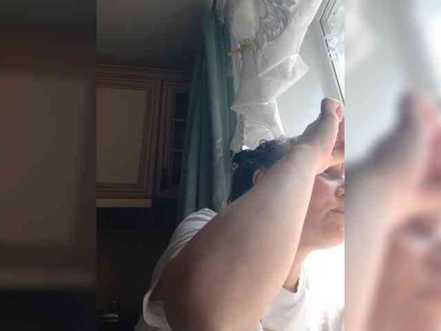 Zlykaa webcam