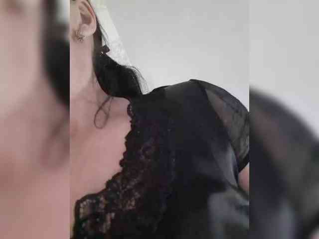 Zlykaa Live Webcam on BongaCams