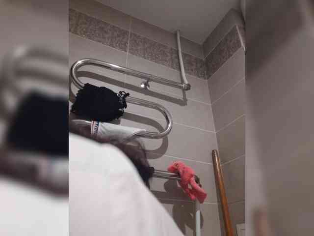 Zlykaa webcam