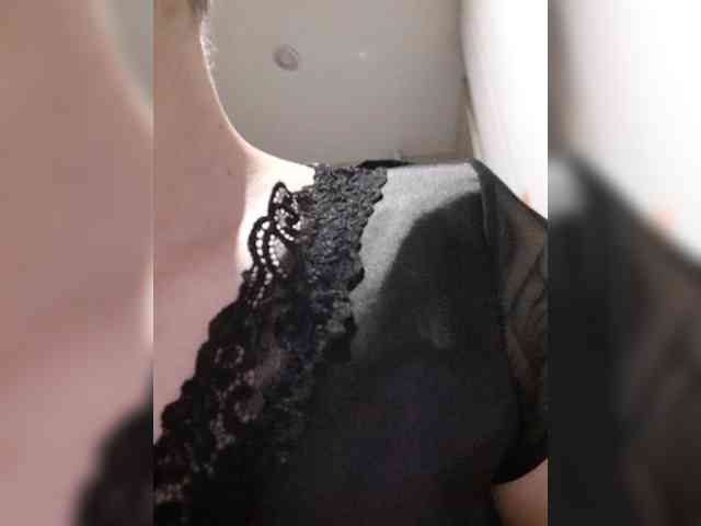 Zlykaa webcam