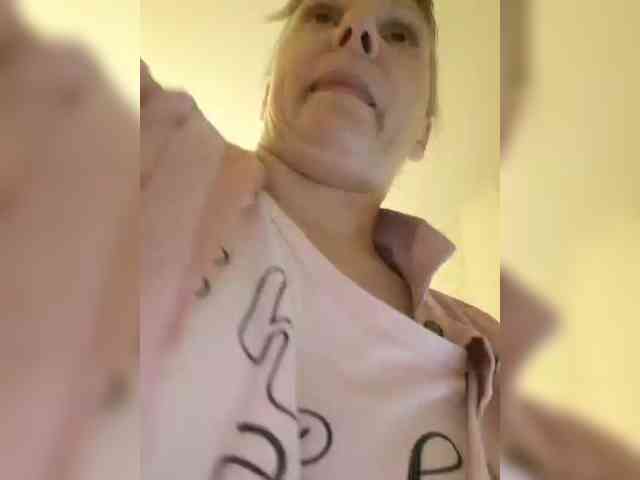 Zlykaa webcam