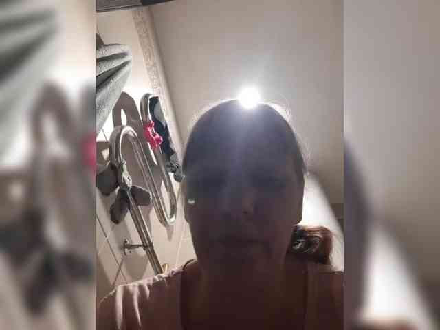 zlykaa's live room