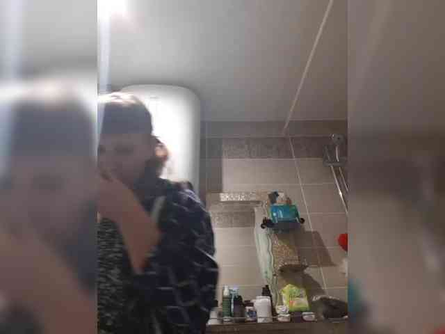 Zlykaa webcam