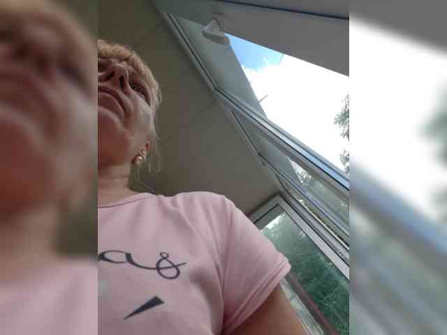 Zlykaa webcam