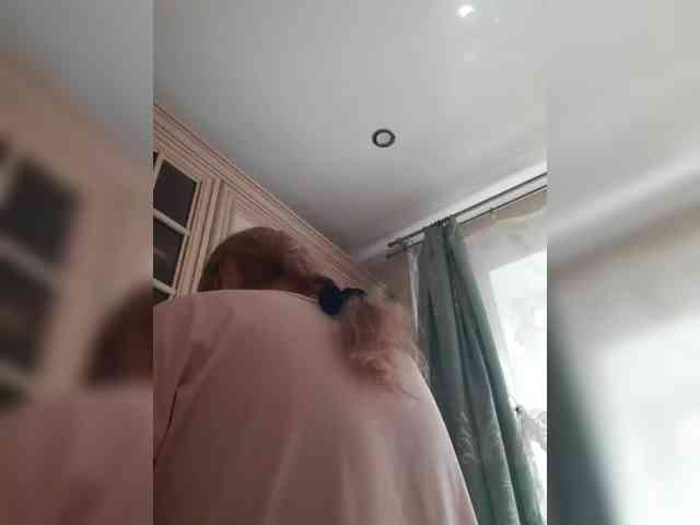 Zlykaa webcam