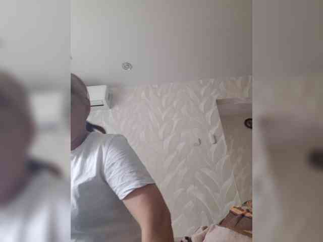 Zlykaa webcam