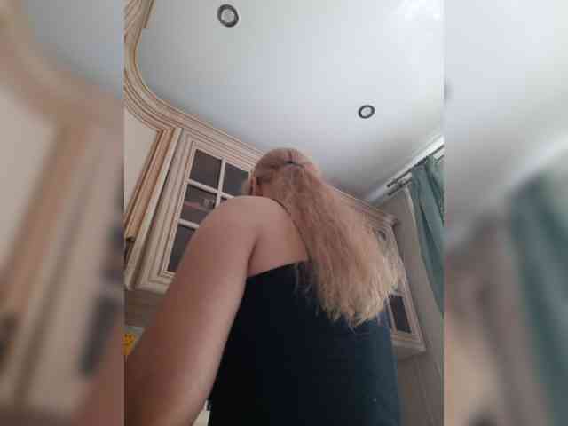 Zlykaa webcam