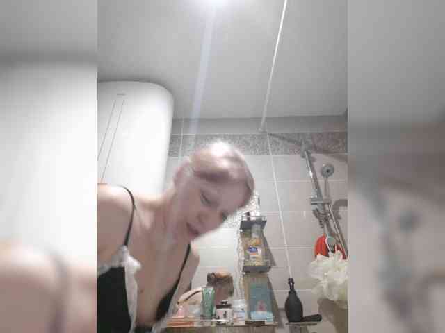 Zlykaa webcam
