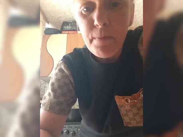 Zlykaa webcam