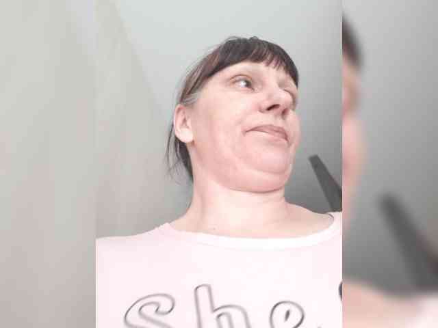 Zlykaa webcam